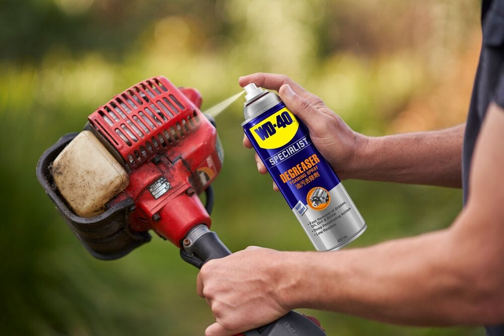 WD-40 Specialist Degreaser 2